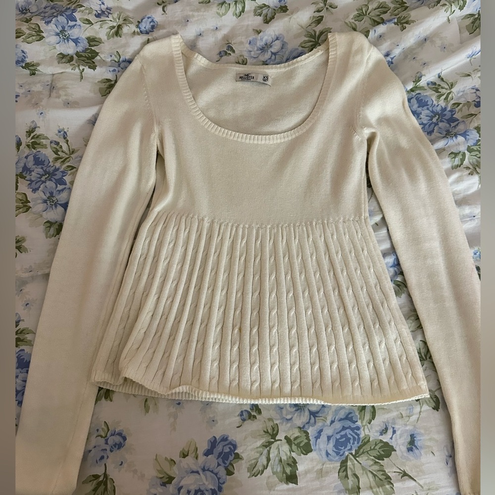Size xs white baby doll top from hollister